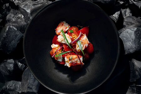 Камчатский краб с томатами 