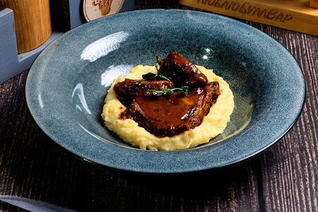 Нежные телячьи щёчки