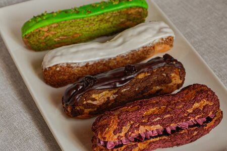 Эклер в ассортименте