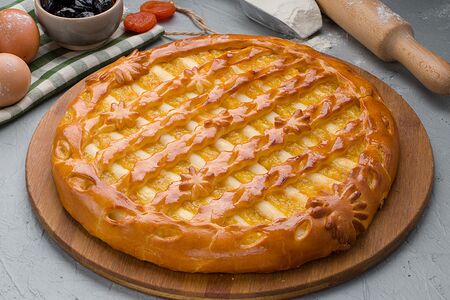 Пирог с зеленым луком и яйцом