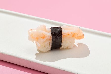 Суши креветка