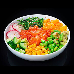 Салат Поке с лососем