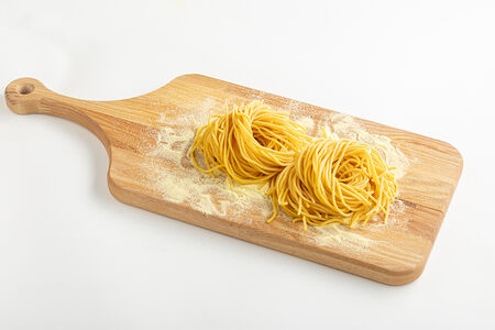 Паста домашняя с куркумой Спагетти 240г (2 гнезда)