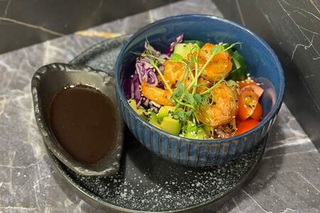 Боул с креветками