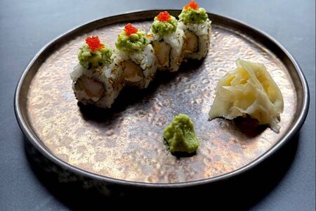 Ролл Гуакамоле с креветкой