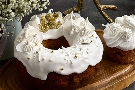 Кулич пасхальный Фисташка-клюква 