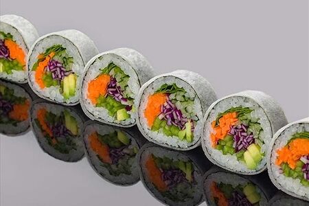 Овощной ролл в дайконе