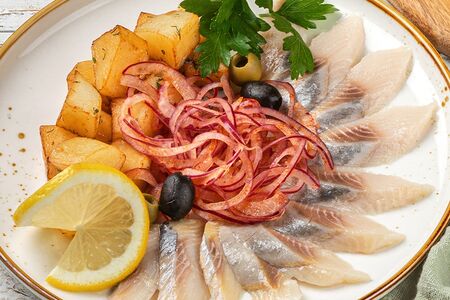 Сельдь с картофелем