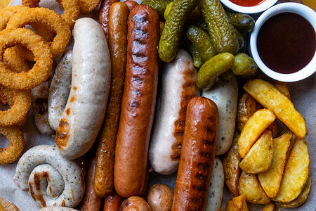 Ассорти колбас на большую компанию