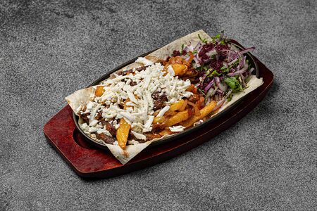 Баранина с сыром брынза