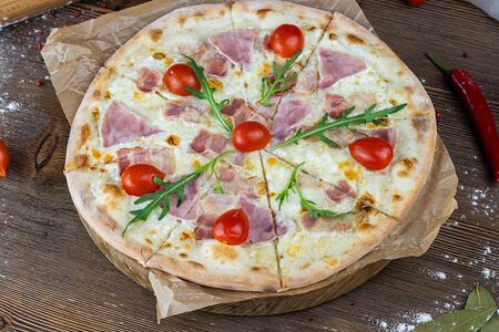 Пицца Карбонара со сливками