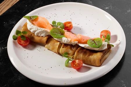 Блины с лососем