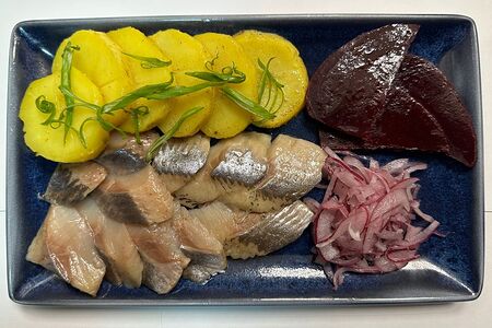 Сельдь с картофелем