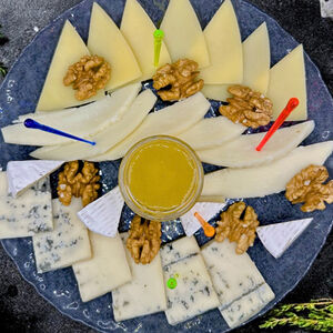 Сырная тарелка 