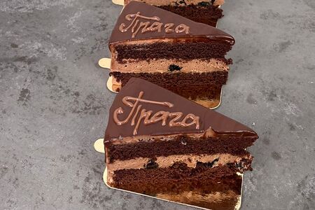 Торт-пирожное Прага