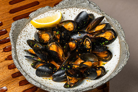 Мидии том ям