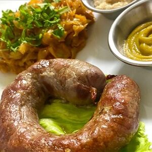 Саксонская улитка с картофельным салатом