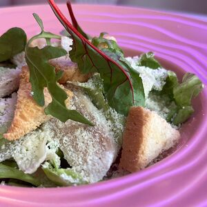 Цезарь с курицей