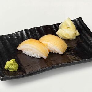 Суши с кальмаром