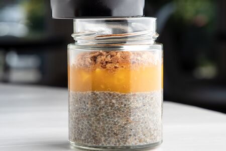 Кокосовое Чиа с манго-маракуйей