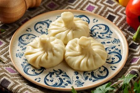 Хинкали с сыром и тархуном