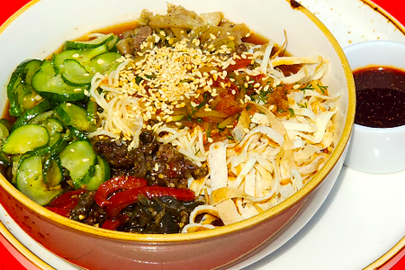 Холодный корейский суп Кукси