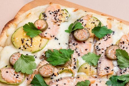 Пицца Лосось-цукини