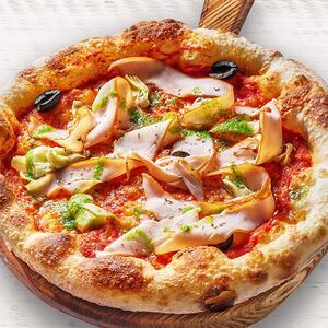 Пицца с курицей и артишоками