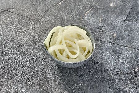 Маринованный лук