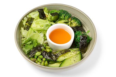 Зелёный салат с вьетнамской заправкой