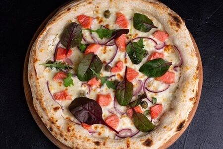 Пицца с форелью 24см