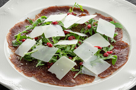 Карпаччо из вырезки лося											