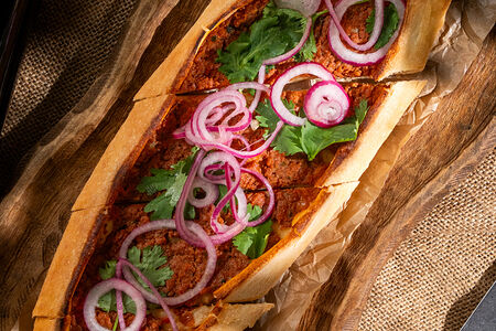 Пиде с говядиной