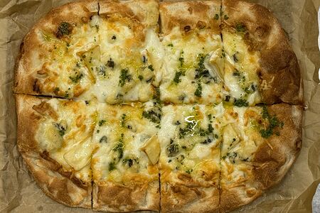 Римская пицца 4 сыра