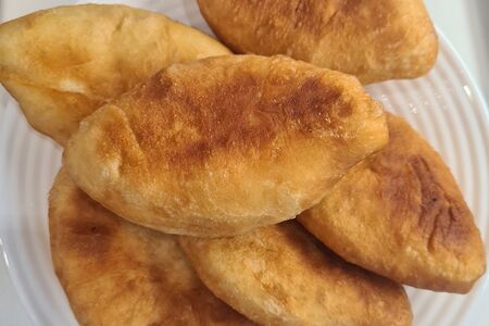 Пирожок с картофелем 