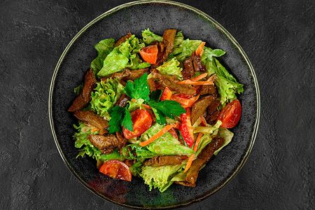 Салат с говядиной