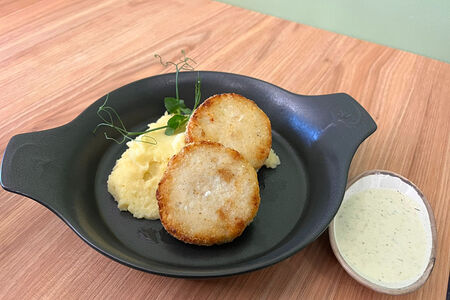 Котлеты из щуки с картофельным пюре 