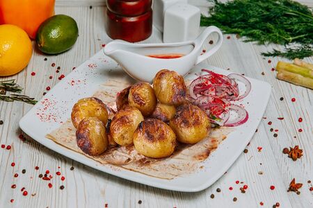 Шашлык из молодого картофеля