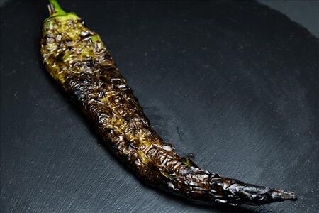 Перец острый на углях