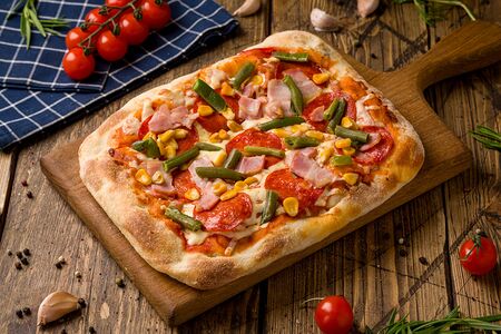 Пицца Римская Пикантная Чоризо