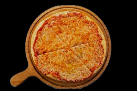 Пицца Маргарита на тонком тесте