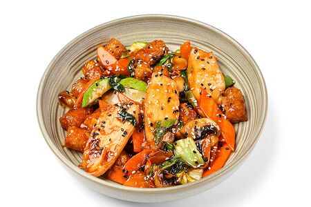 Картошка с курицей и овощами вок