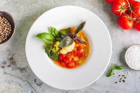 Минестроне на овощном бульоне 