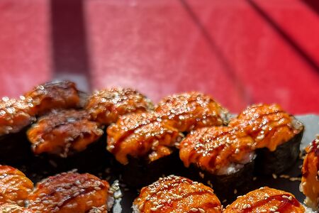 Ролл запеченный с угрем