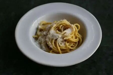 Спагетти с пармезаном