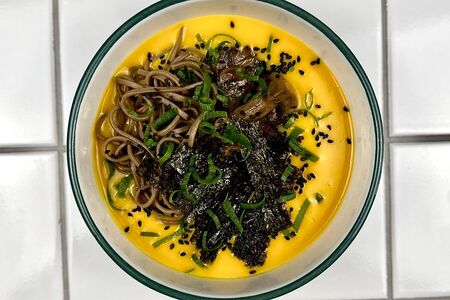 Суп Тыквенный мисо с гречневой лапшой