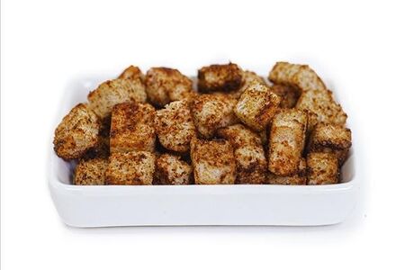 Гренки томатные с паприкой