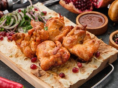 Шашлык из филе куриного бедра