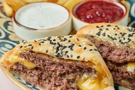 Фирменные котлеты Бохча