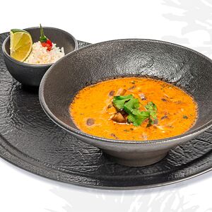 Том Кха с курицей